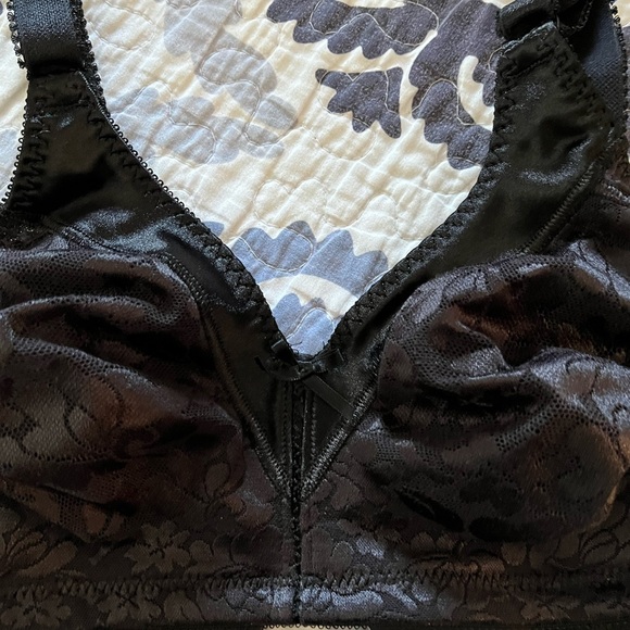 Bali Black Jacquard print un padded bra, Sz 36C - Picture 3 of 5